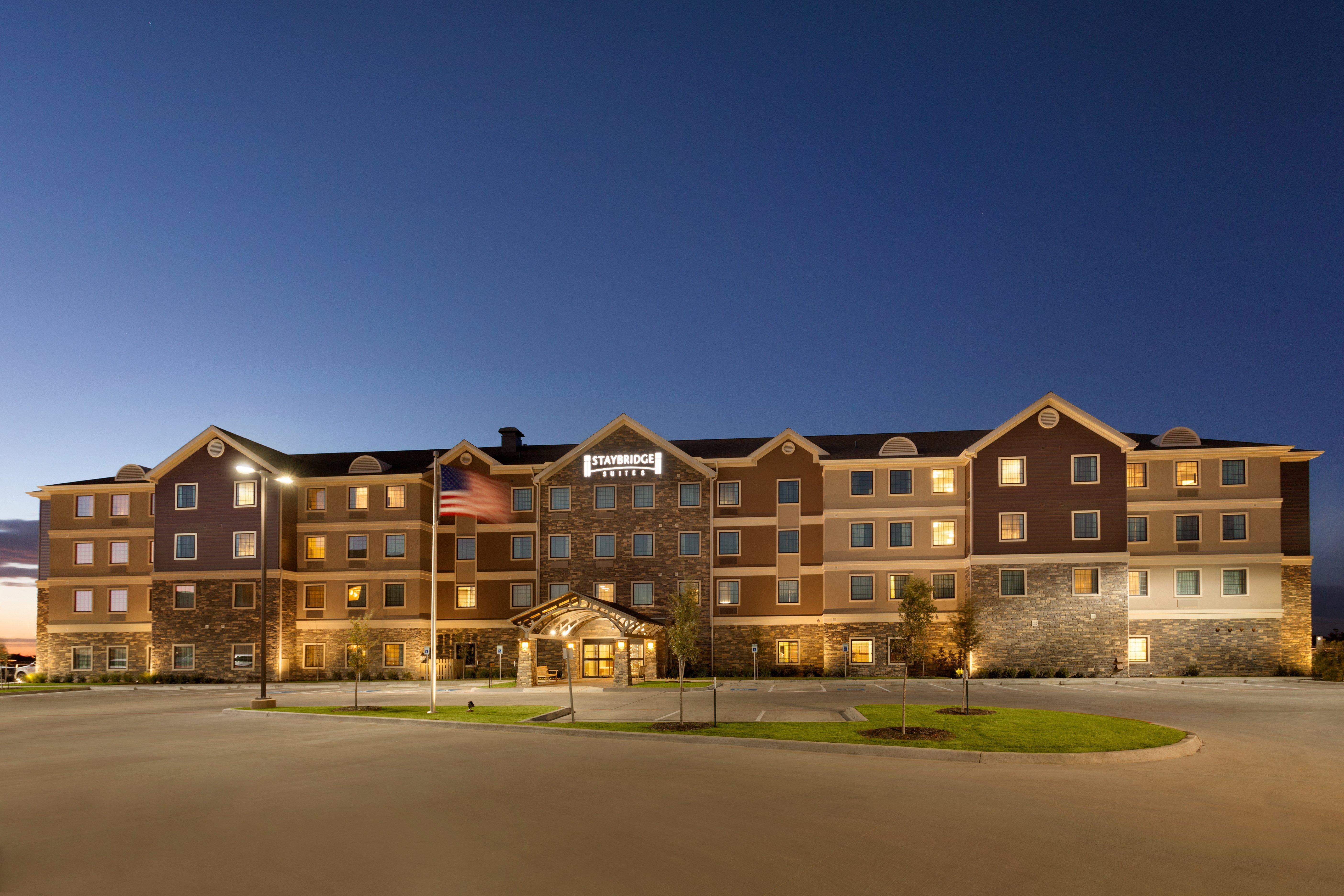 Staybridge Suites Midland By Ihg Экстерьер фото