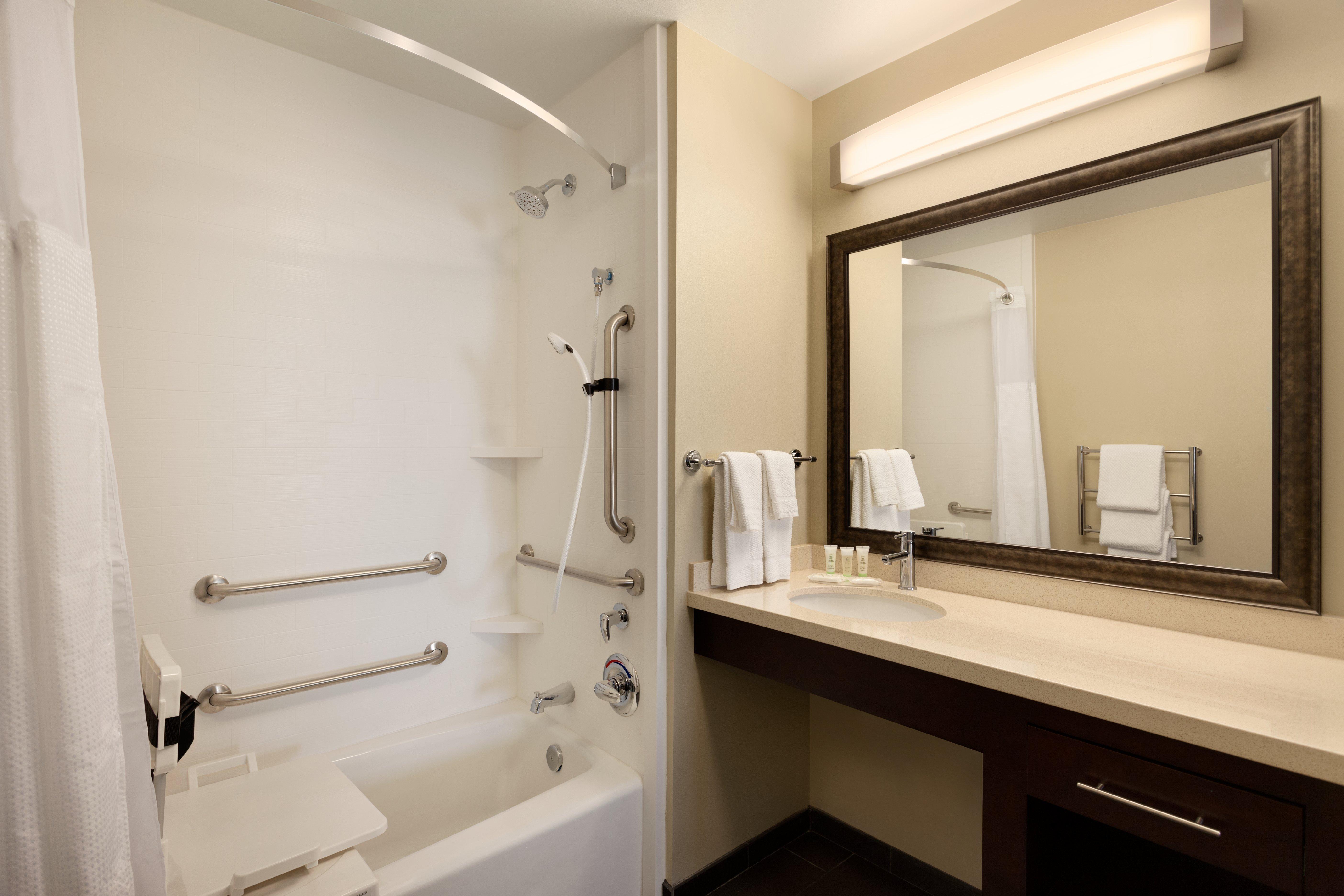 Staybridge Suites Midland By Ihg Экстерьер фото